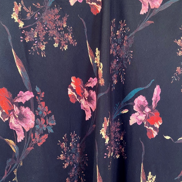 Madewell NWT Wide V Neck Midi Dress in Dark Bloom - Picture 6 of 8